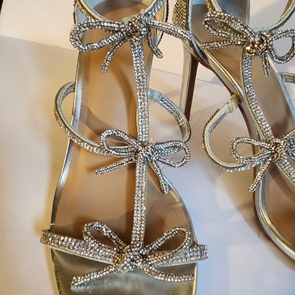 INC Elegant Silver Rhinestone Bow Strappy 4" Heels International Concepts Size 7 - Picture 4 of 10